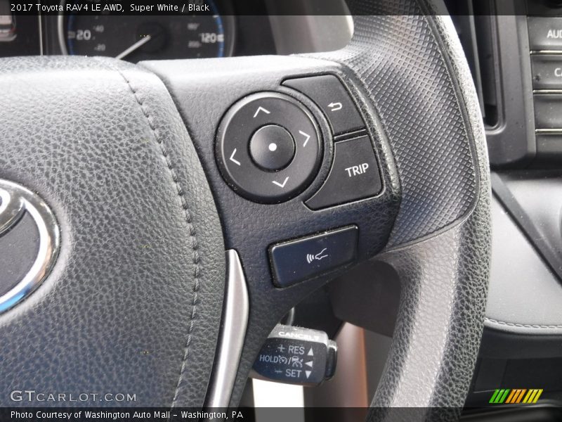 Super White / Black 2017 Toyota RAV4 LE AWD