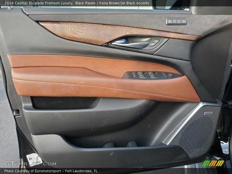 Door Panel of 2019 Escalade Premium Luxury