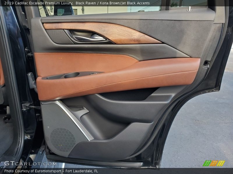 Door Panel of 2019 Escalade Premium Luxury