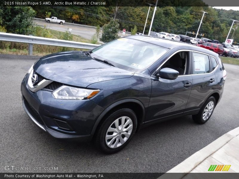 Arctic Blue Metallic / Charcoal 2016 Nissan Rogue S AWD