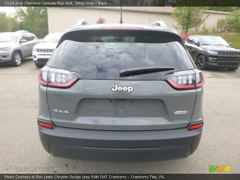 Sting-Gray / Black 2019 Jeep Cherokee Latitude Plus 4x4