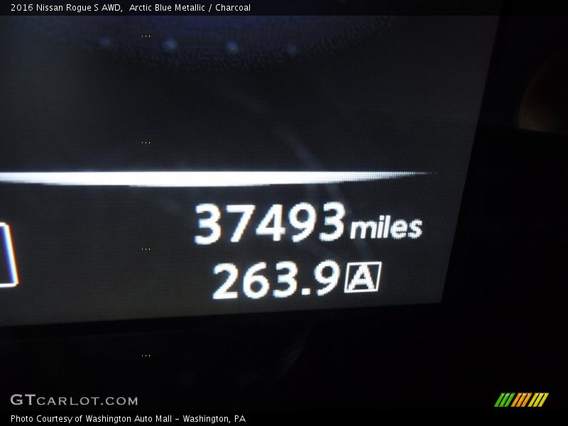 Arctic Blue Metallic / Charcoal 2016 Nissan Rogue S AWD