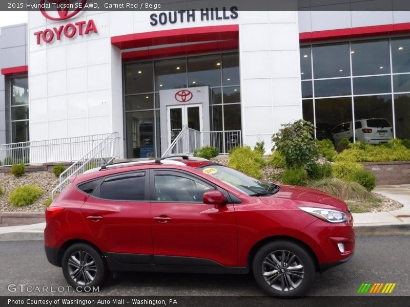 Garnet Red / Beige 2015 Hyundai Tucson SE AWD