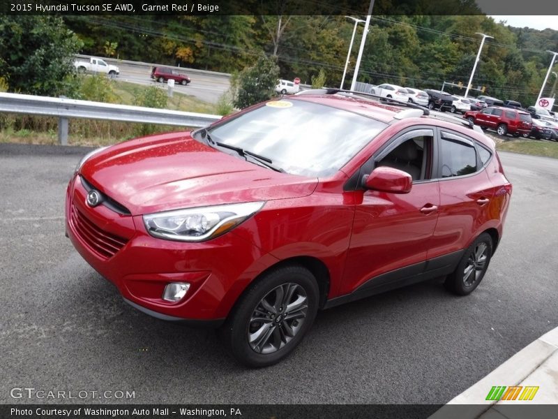 Garnet Red / Beige 2015 Hyundai Tucson SE AWD