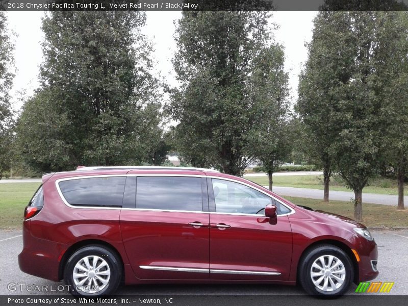 Velvet Red Pearl / Black/Alloy 2018 Chrysler Pacifica Touring L