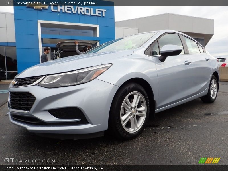 Arctic Blue Metallic / Jet Black 2017 Chevrolet Cruze LT