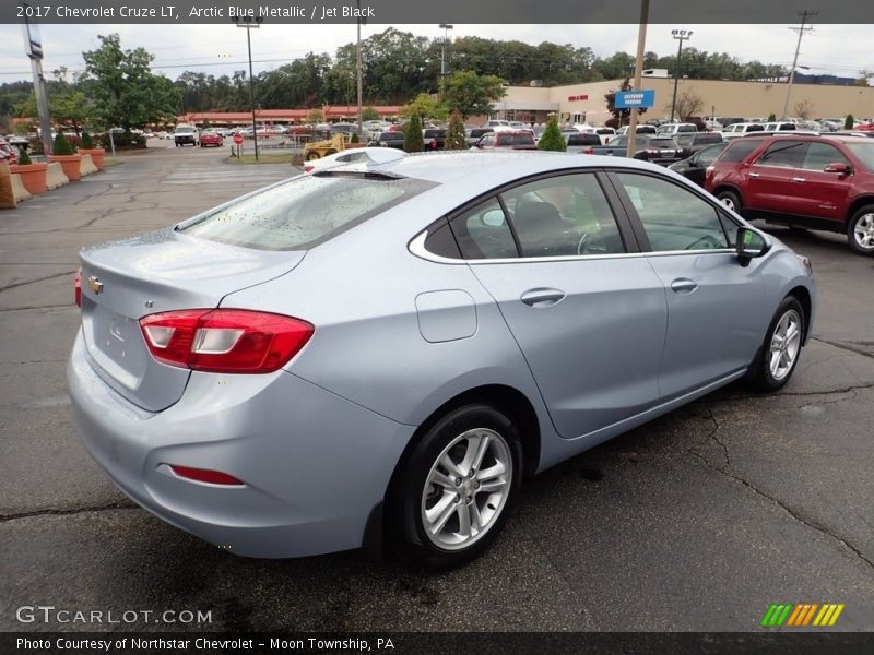 Arctic Blue Metallic / Jet Black 2017 Chevrolet Cruze LT