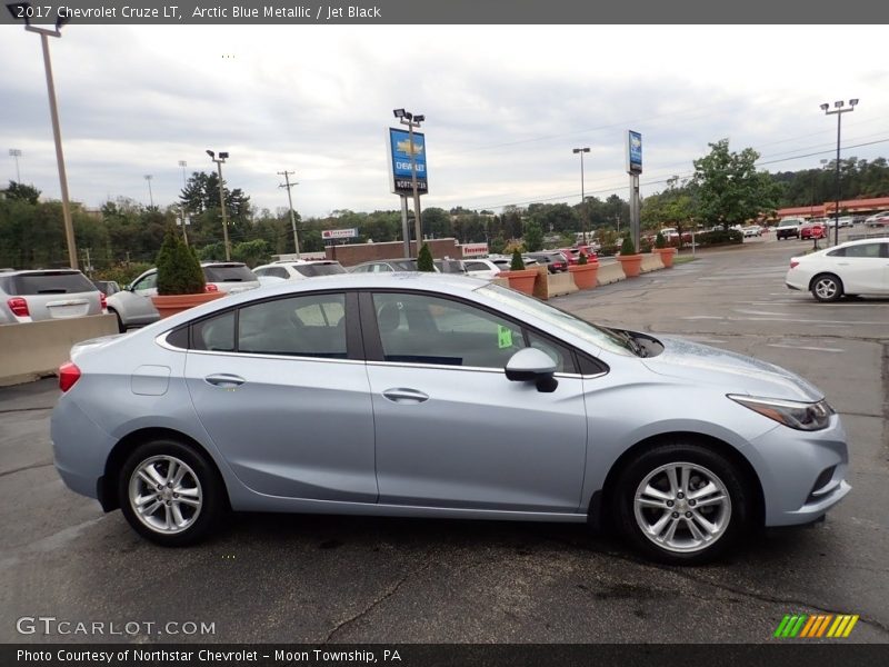 Arctic Blue Metallic / Jet Black 2017 Chevrolet Cruze LT