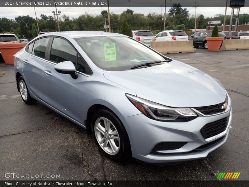 Arctic Blue Metallic / Jet Black 2017 Chevrolet Cruze LT