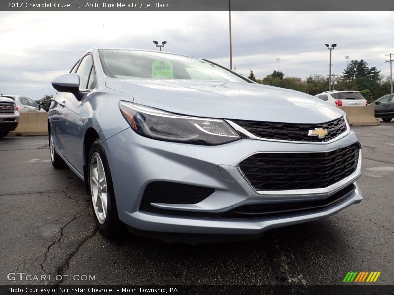 Arctic Blue Metallic / Jet Black 2017 Chevrolet Cruze LT