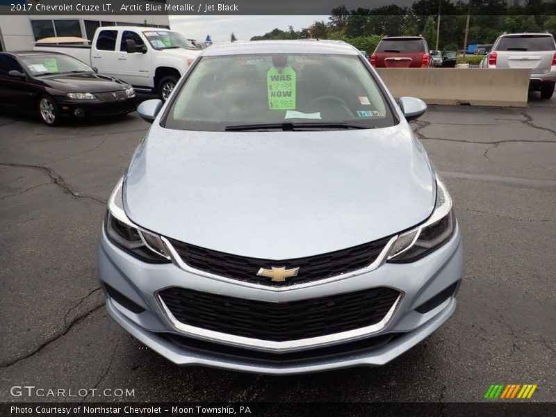 Arctic Blue Metallic / Jet Black 2017 Chevrolet Cruze LT