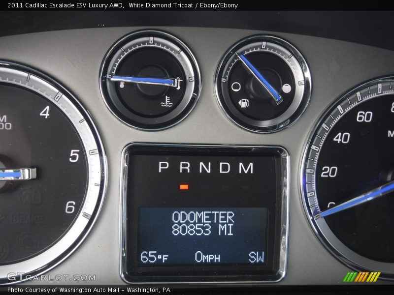 White Diamond Tricoat / Ebony/Ebony 2011 Cadillac Escalade ESV Luxury AWD