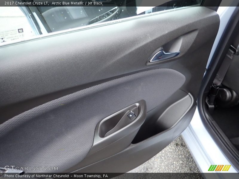 Arctic Blue Metallic / Jet Black 2017 Chevrolet Cruze LT