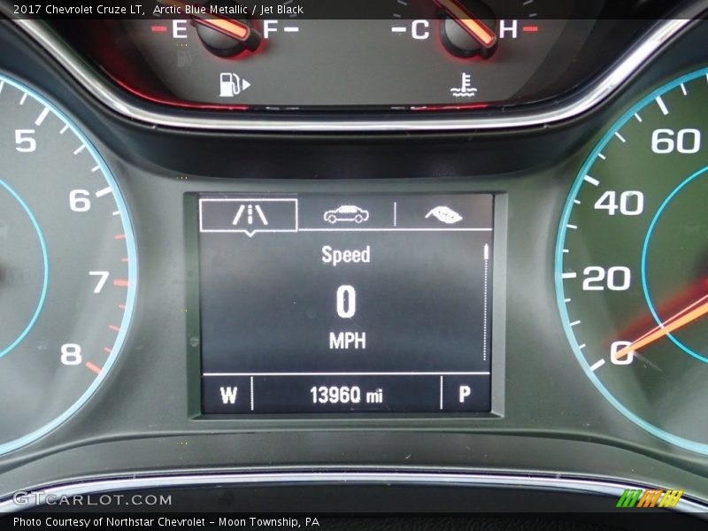 Arctic Blue Metallic / Jet Black 2017 Chevrolet Cruze LT