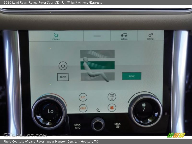 Controls of 2020 Range Rover Sport SE