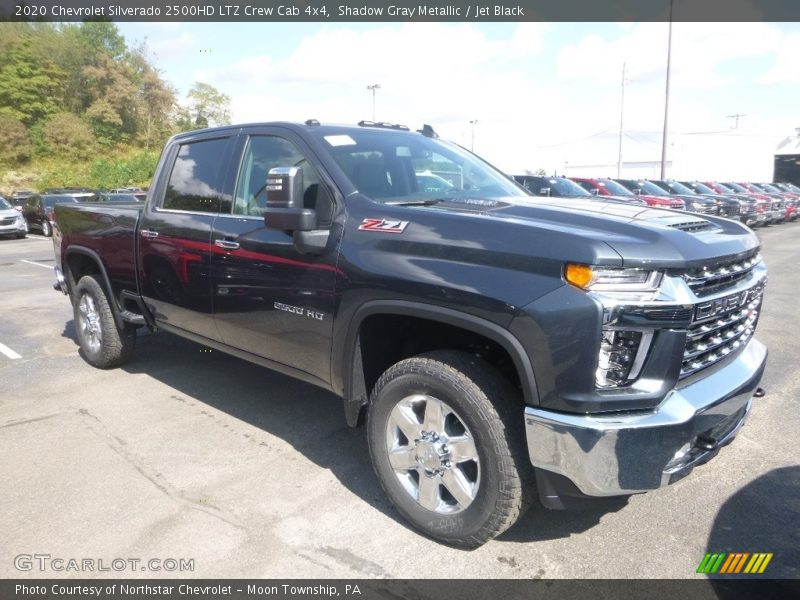 Front 3/4 View of 2020 Silverado 2500HD LTZ Crew Cab 4x4