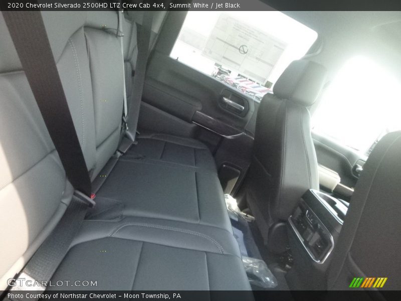 Summit White / Jet Black 2020 Chevrolet Silverado 2500HD LTZ Crew Cab 4x4