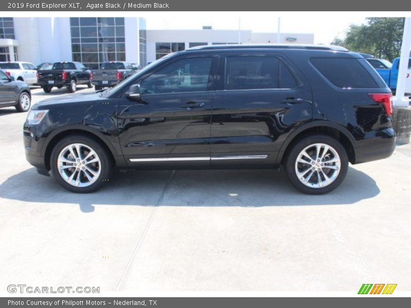 Agate Black / Medium Black 2019 Ford Explorer XLT