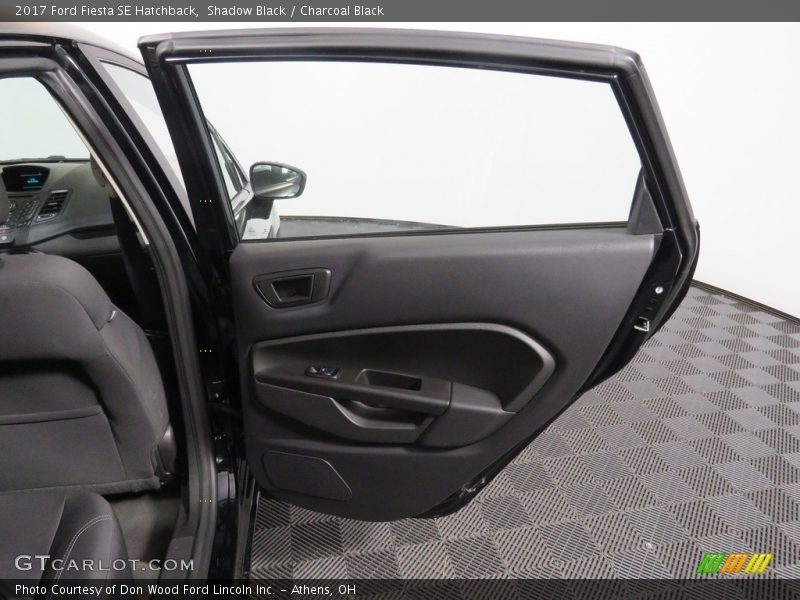 Shadow Black / Charcoal Black 2017 Ford Fiesta SE Hatchback