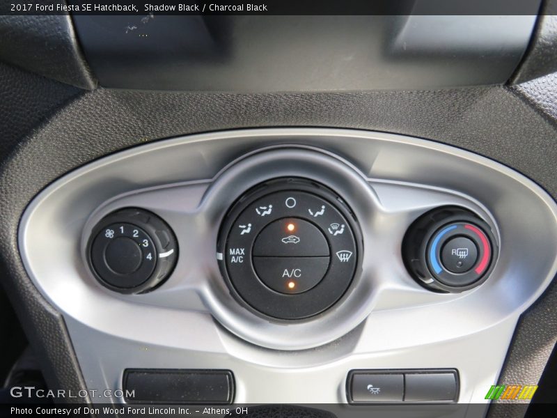 Shadow Black / Charcoal Black 2017 Ford Fiesta SE Hatchback