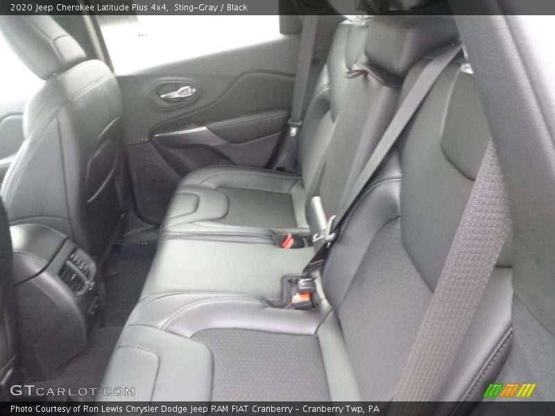 Sting-Gray / Black 2020 Jeep Cherokee Latitude Plus 4x4