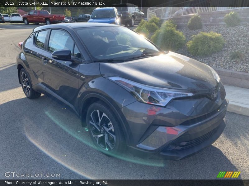 Magnetic Gray Metallic / Black 2019 Toyota C-HR XLE