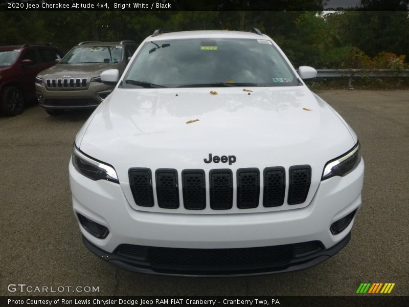 Bright White / Black 2020 Jeep Cherokee Altitude 4x4