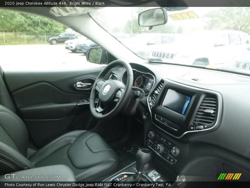 Bright White / Black 2020 Jeep Cherokee Altitude 4x4