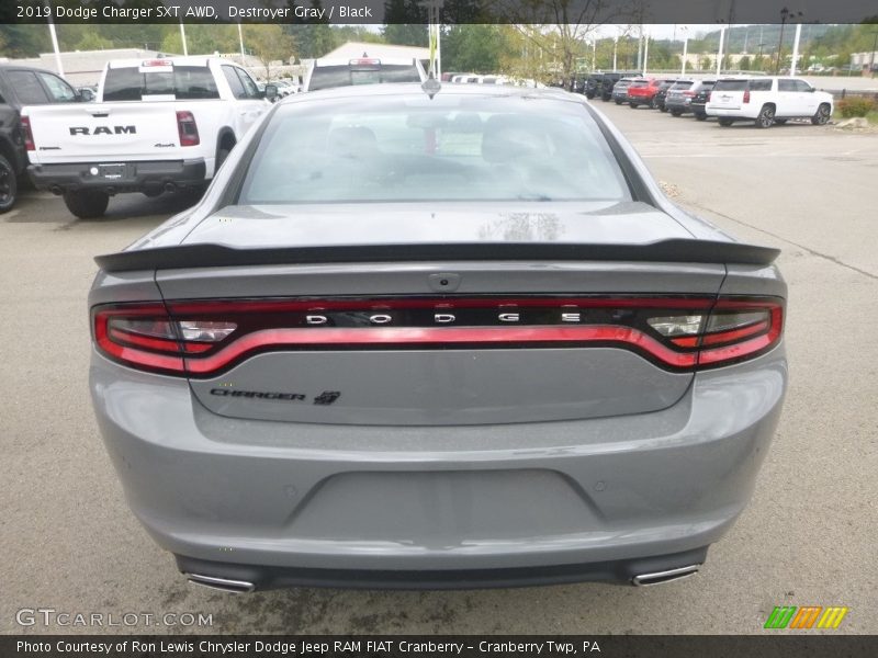 Destroyer Gray / Black 2019 Dodge Charger SXT AWD