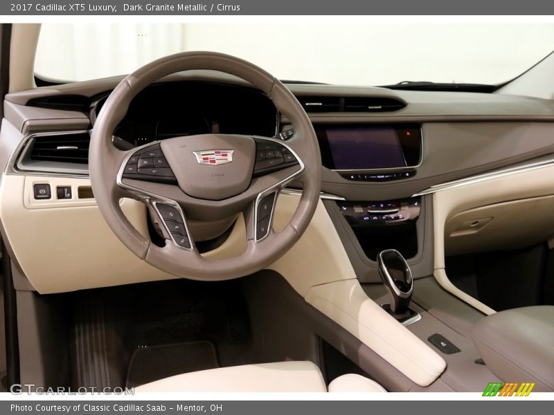 Dark Granite Metallic / Cirrus 2017 Cadillac XT5 Luxury