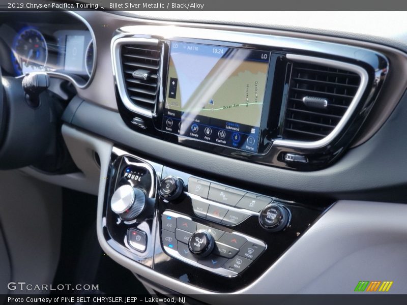 Billet Silver Metallic / Black/Alloy 2019 Chrysler Pacifica Touring L