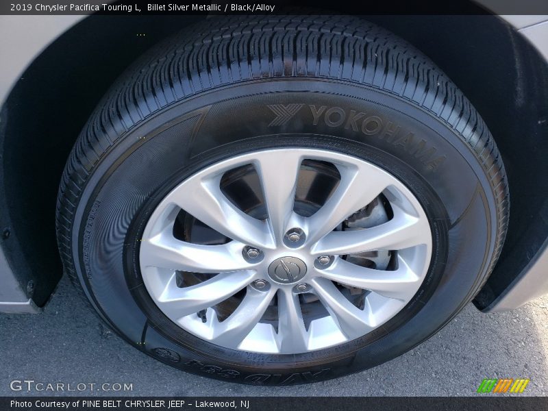 Billet Silver Metallic / Black/Alloy 2019 Chrysler Pacifica Touring L