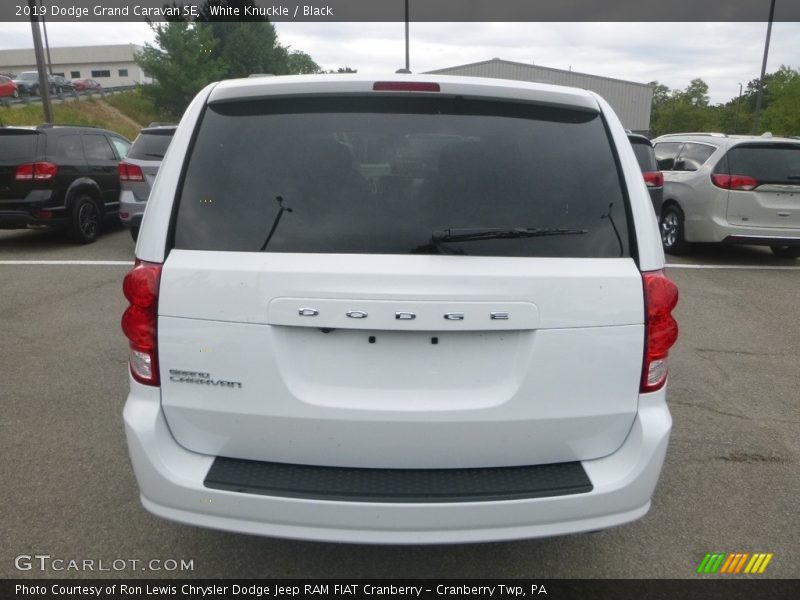 White Knuckle / Black 2019 Dodge Grand Caravan SE