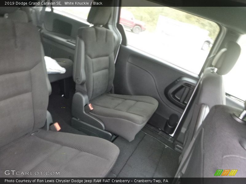White Knuckle / Black 2019 Dodge Grand Caravan SE