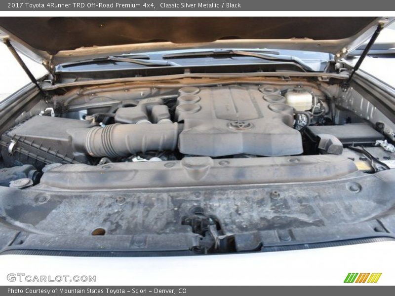 Classic Silver Metallic / Black 2017 Toyota 4Runner TRD Off-Road Premium 4x4