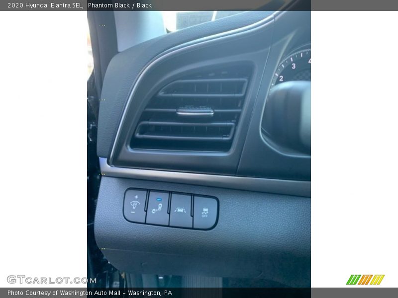 Phantom Black / Black 2020 Hyundai Elantra SEL