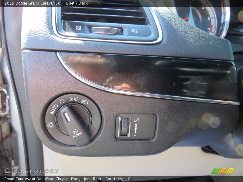 Billet / Black 2019 Dodge Grand Caravan SXT