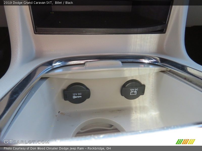 Billet / Black 2019 Dodge Grand Caravan SXT