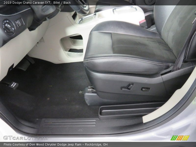 Billet / Black 2019 Dodge Grand Caravan SXT
