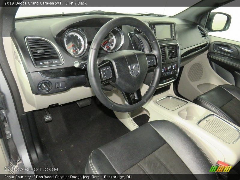Billet / Black 2019 Dodge Grand Caravan SXT