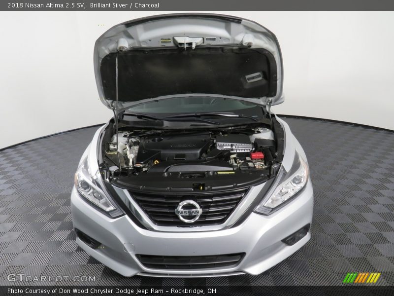 Brilliant Silver / Charcoal 2018 Nissan Altima 2.5 SV