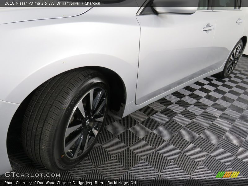 Brilliant Silver / Charcoal 2018 Nissan Altima 2.5 SV