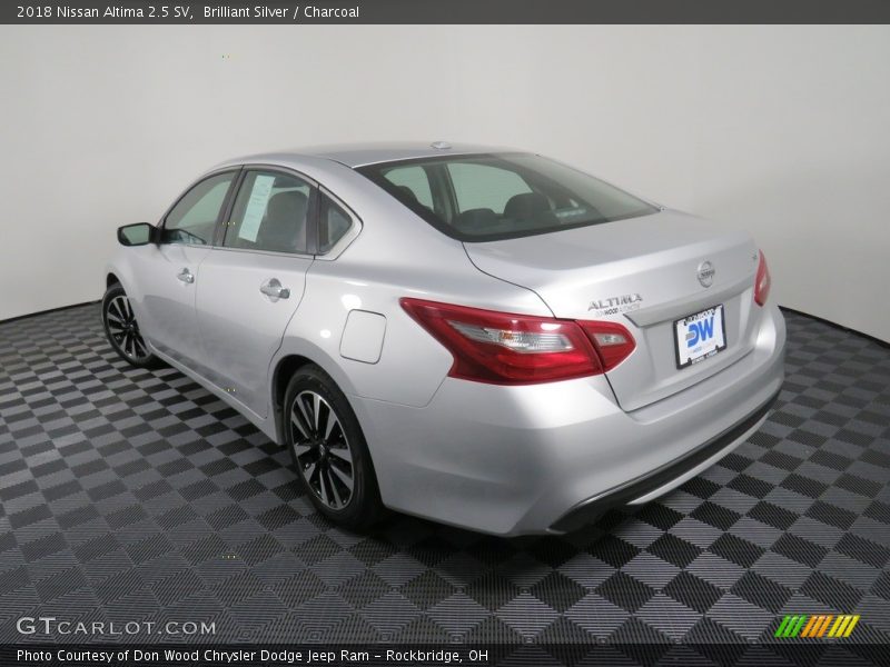 Brilliant Silver / Charcoal 2018 Nissan Altima 2.5 SV