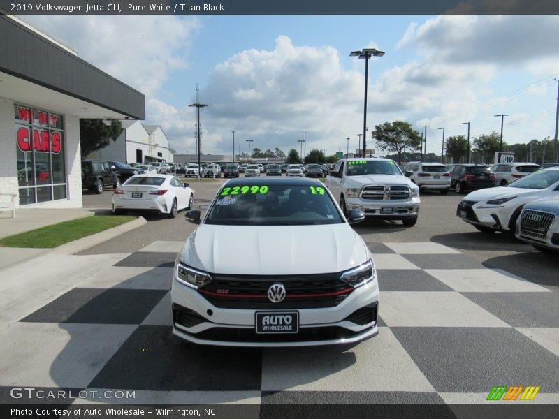 Pure White / Titan Black 2019 Volkswagen Jetta GLI