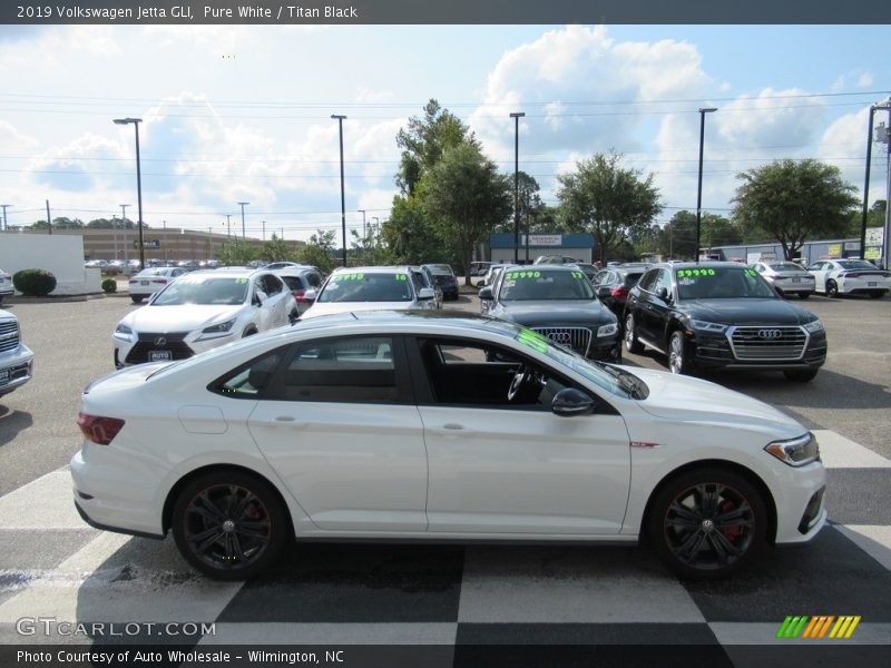 Pure White / Titan Black 2019 Volkswagen Jetta GLI