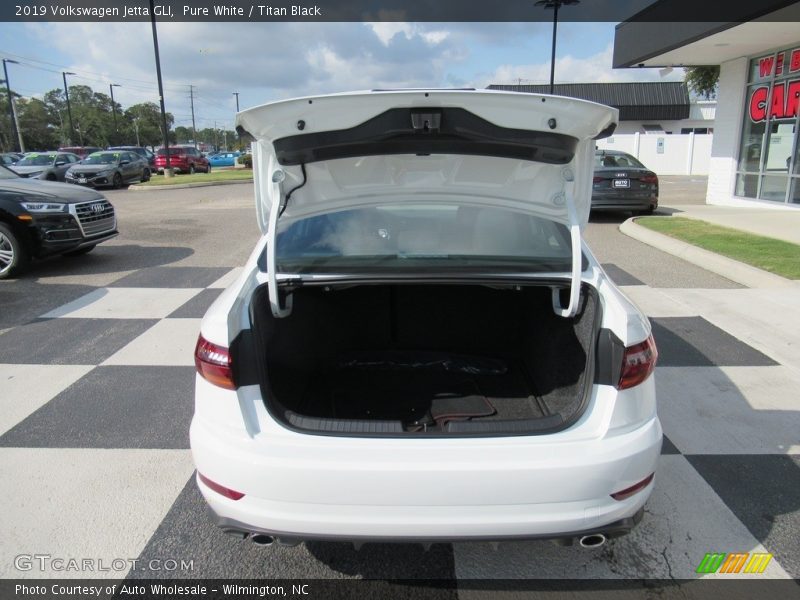 Pure White / Titan Black 2019 Volkswagen Jetta GLI