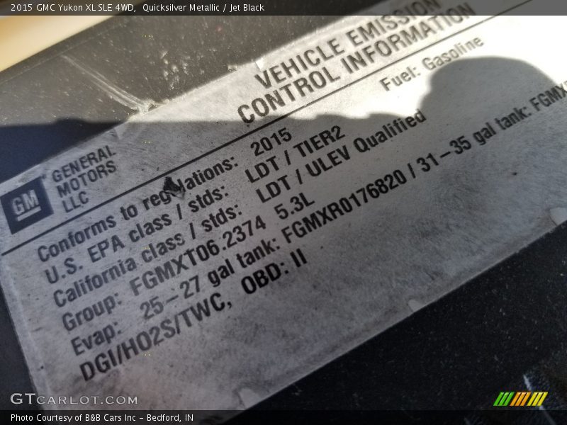 Quicksilver Metallic / Jet Black 2015 GMC Yukon XL SLE 4WD