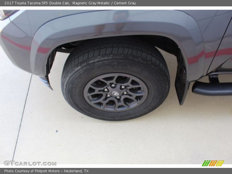 Magnetic Gray Metallic / Cement Gray 2017 Toyota Tacoma SR5 Double Cab