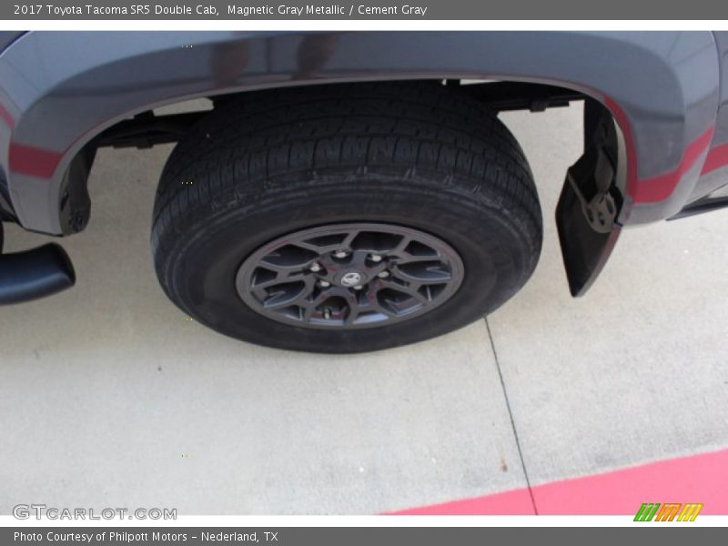 Magnetic Gray Metallic / Cement Gray 2017 Toyota Tacoma SR5 Double Cab