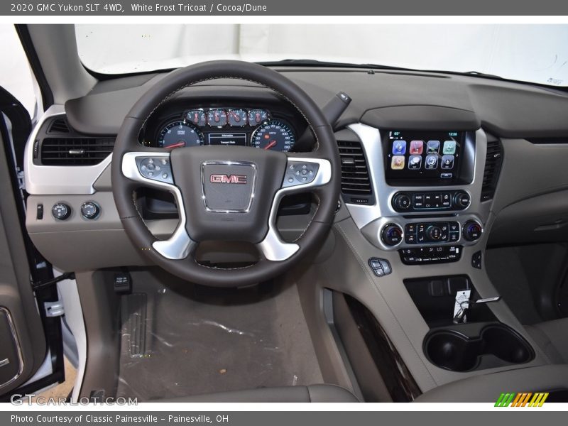White Frost Tricoat / Cocoa/Dune 2020 GMC Yukon SLT 4WD